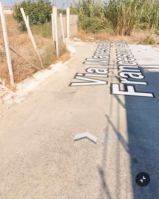 Terreno vicino al mare