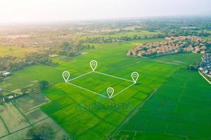 Terreno di 15200 m² a Cesa