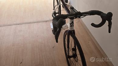 bici carbonio guerciotti  105 12v di2