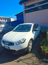 NISSAN Altro modello - 2011