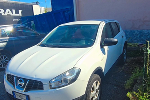 NISSAN Altro modello - 2011