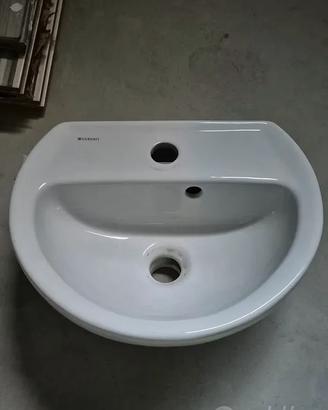 Lavandino bianco in ceramica, Geberit Pozzi Ginori