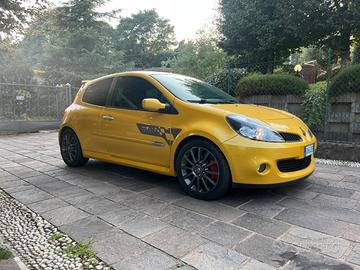 Clio RS F1