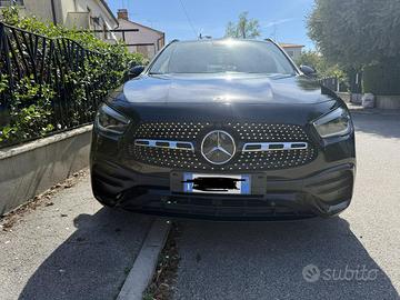 Mercedes GLA 200D premium amg line
