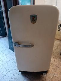 Frigorifero vintage marca Rex