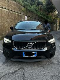 Volvo XC40 T2