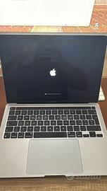MacBook Pro 13” M1 (2020) presa 2022
