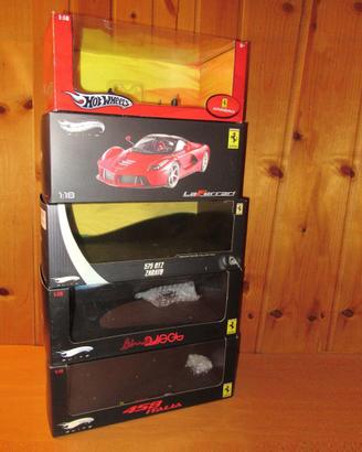 Hot Wheels 5 scatole 1-18 FERRARI, SuperAmerica,