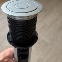 multipresa a scomparsa estensibile