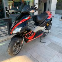 Aprilia SR 50 - 2010