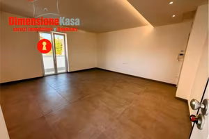 Appartamento di 148 m² con 4 locali e box auto a C