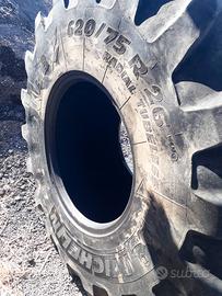 Gomma Michelin mietitrebbia