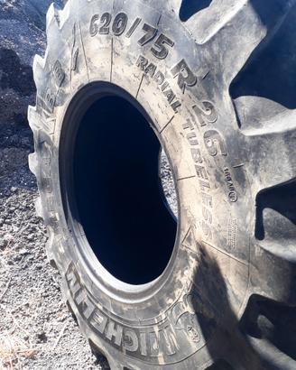 Gomma Michelin mietitrebbia