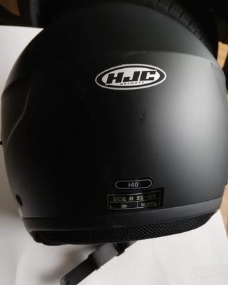 casco jet e giubbotto tecnico 