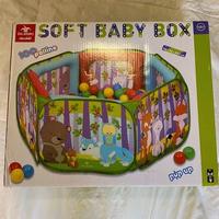 Box per bambini con palline