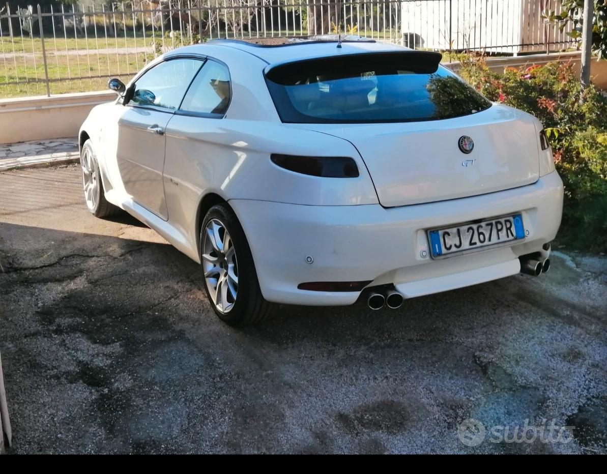 Alfa Romeo GT