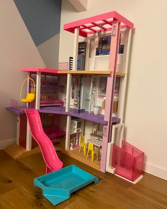 Casa  di  Barbie  DreamHouse