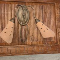 Applique in ferro battuto e terracotta 