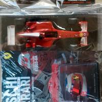 Casco Barrichello 2003+F2002 Schumacher