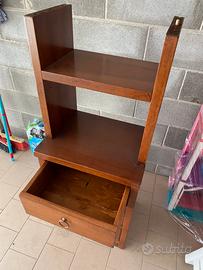 Letto matrimoniale in arte povera  e comodini