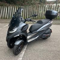 Piaggio MP3 530 exclusive