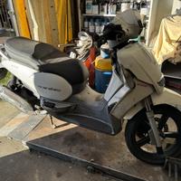 Aprilia Scarabeo 300 2010