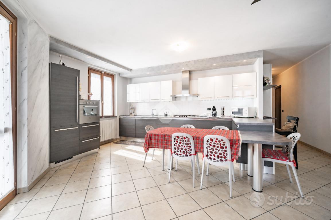 Apartment in Pescate, Pescalina - Altro