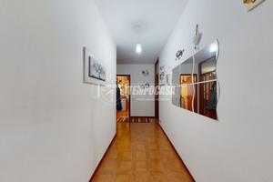 Ampio quadrilocale con due garage