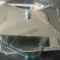 Pirofila Pyrex con coperchio e vassoio