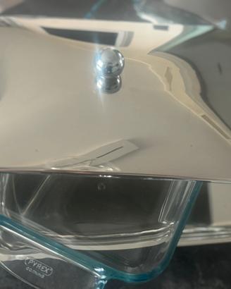 Pirofila Pyrex con coperchio e vassoio