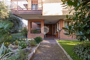 VILLA SINGOLA A BUSSOLENGO