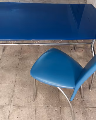 Tavolo /scrivania in vetro blu e metallo 