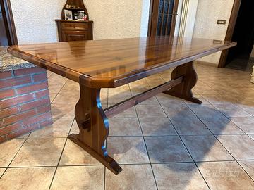 Tavolo pranzo in legno di abete