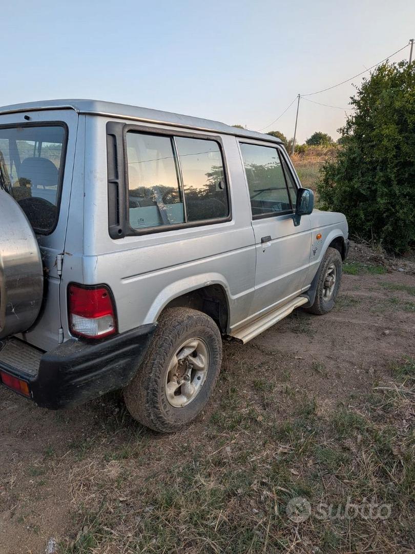 Hyundai Galloper 2000 photo 3