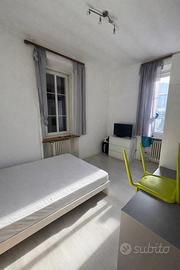 Stanza Singola Luminosa in subentro -520/mese
