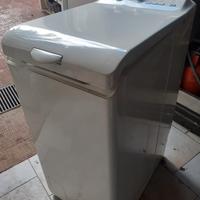 lavatrice carico d,alto  carico 5.5 a 850   giri