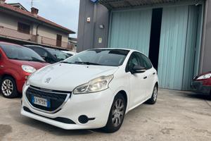 Peugeot 208 1.4 HDI/AUTOCARRO/2015