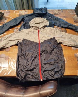 2 Giubbotti impermiabili tipo KWay 12/14 anni