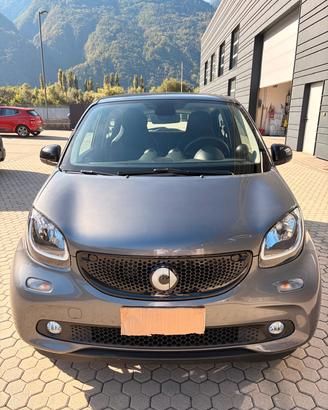 smart fourfour
