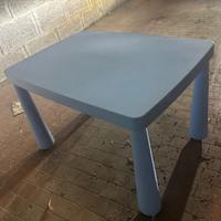 Tavolino ikea blu per bambini