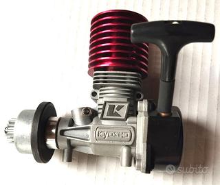 Motore a scoppio Kyosho 1/8 Ferrari F2004 DeA
