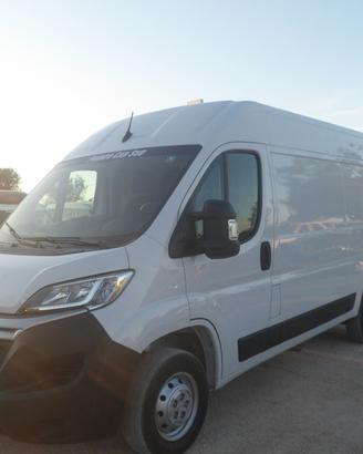 Fiat Ducato furgone medio alto