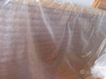 Tavola professionale in vimini e legno per yoga