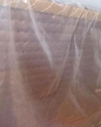 Tavola professionale in vimini e legno per yoga