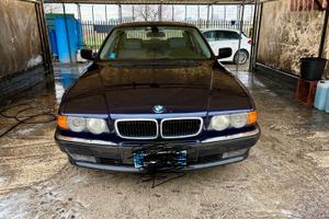 BMW SERIE 7 1999