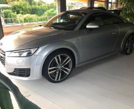 Audi TT Coupé 1.8 TFSI S line