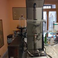 Distillatore e bilancia