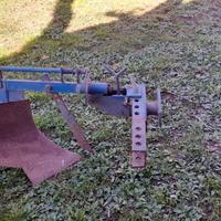 Aratro motocoltivatore