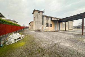 CAPANNONE A REMEDELLO