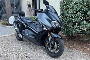 splendido Tmax 530 sx del 2018